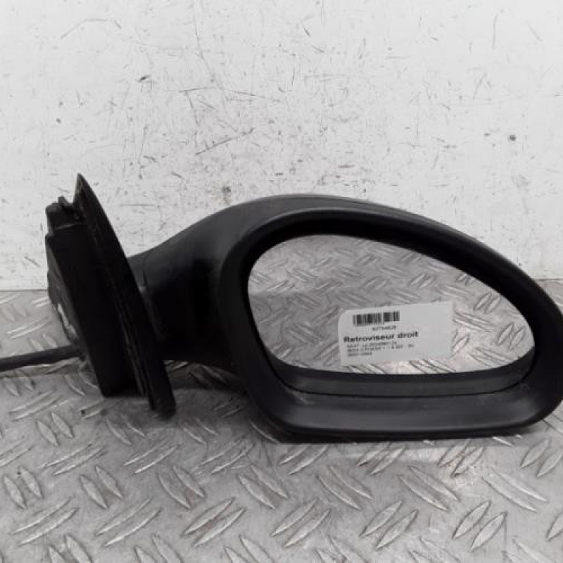 Retroviseur droit SEAT IBIZA 3 Retroviseur droit SEAT IBIZA 3