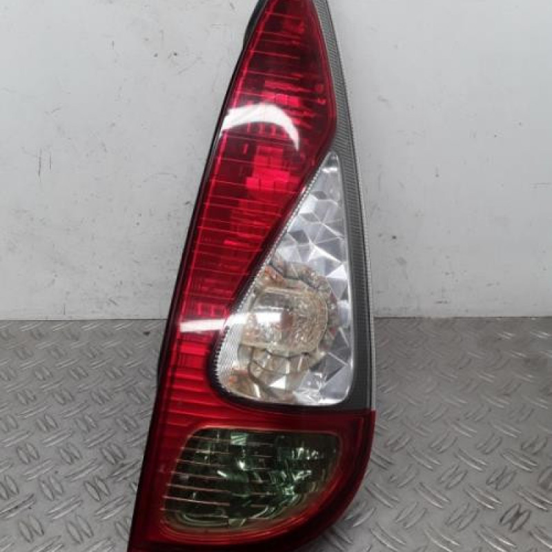 Feu arriere principal droit (feux) TOYOTA YARIS VERSO