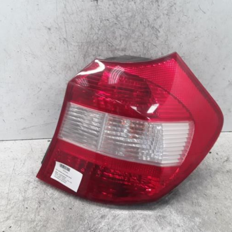Feu arriere principal droit (feux) BMW SERIE 1 E87 Feu arriere principal droit (feux) BMW SERIE 1 E87
