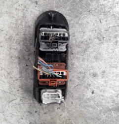Interrupteur de leve vitre avant gauche RENAULT SCENIC 2