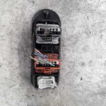 Interrupteur de leve vitre avant gauche RENAULT SCENIC 2