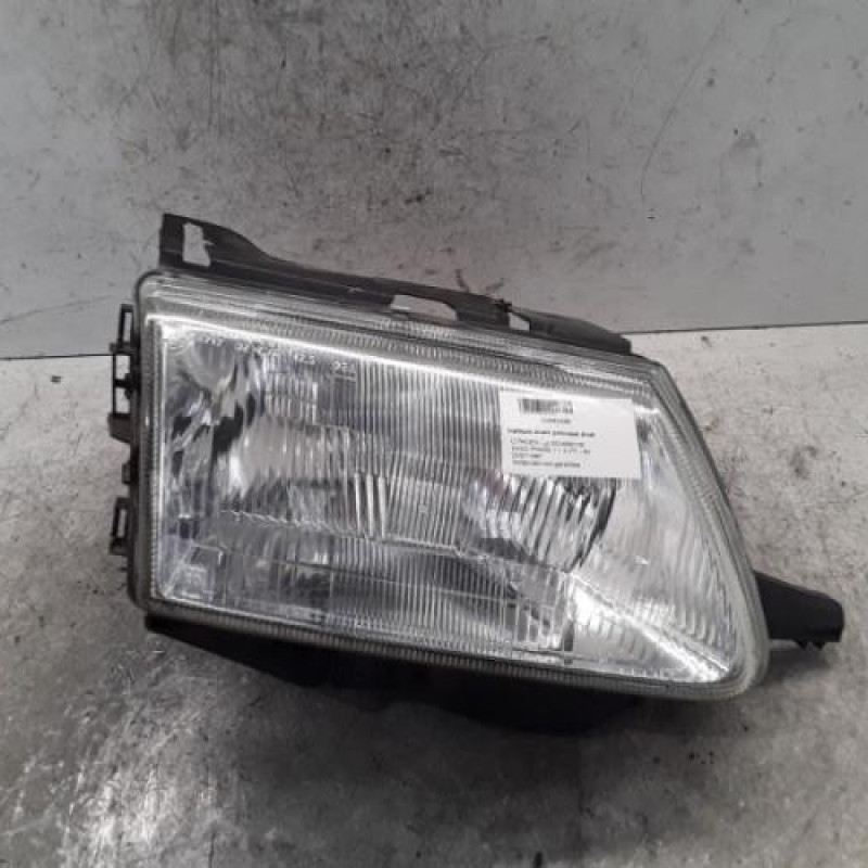 Optique avant principal droit (feux)(phare) CITROEN SAXO