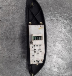 Interrupteur de leve vitre avant gauche TOYOTA YARIS 1