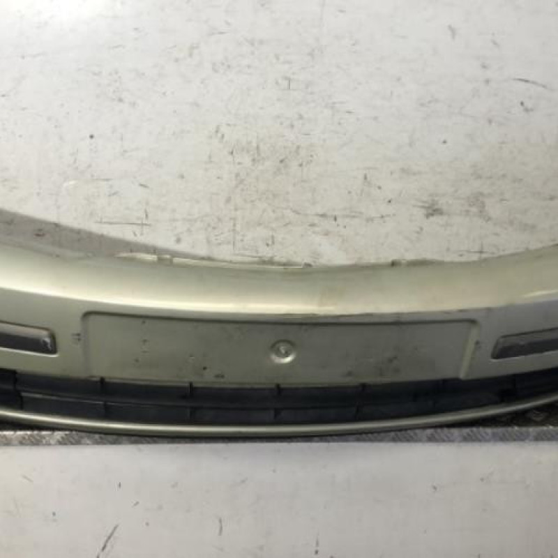 Pare choc avant RENAULT LAGUNA 2