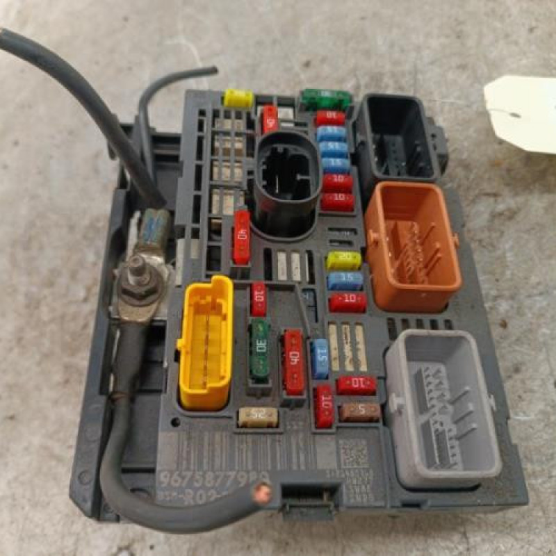 Boitier servitude moteur (BSM) PEUGEOT 407