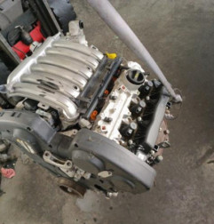 Moteur CITROEN C5 1 Photo n°5