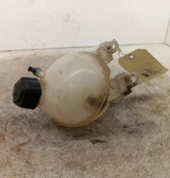 Vase d'expansion PEUGEOT 208 1