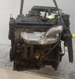 Moteur CITROEN SAXO Photo n°3