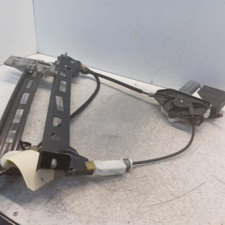Leve vitre electrique avant droit VOLKSWAGEN PASSAT 5