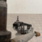 Moteur essuie glace avant PEUGEOT 208 1