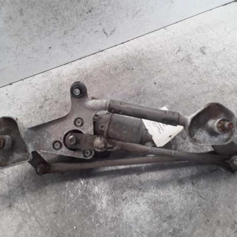 Moteur essuie glace avant SUZUKI SX4 1 Moteur essuie glace avant SUZUKI SX4 1