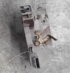 Serrure arriere droit PEUGEOT 307