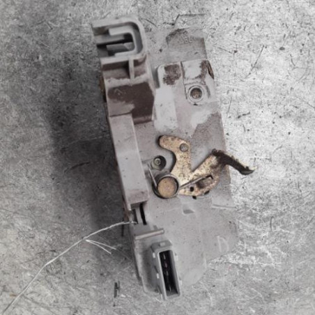Serrure arriere droit PEUGEOT 307