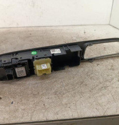 Interrupteur de leve vitre avant gauche RENAULT CLIO 4