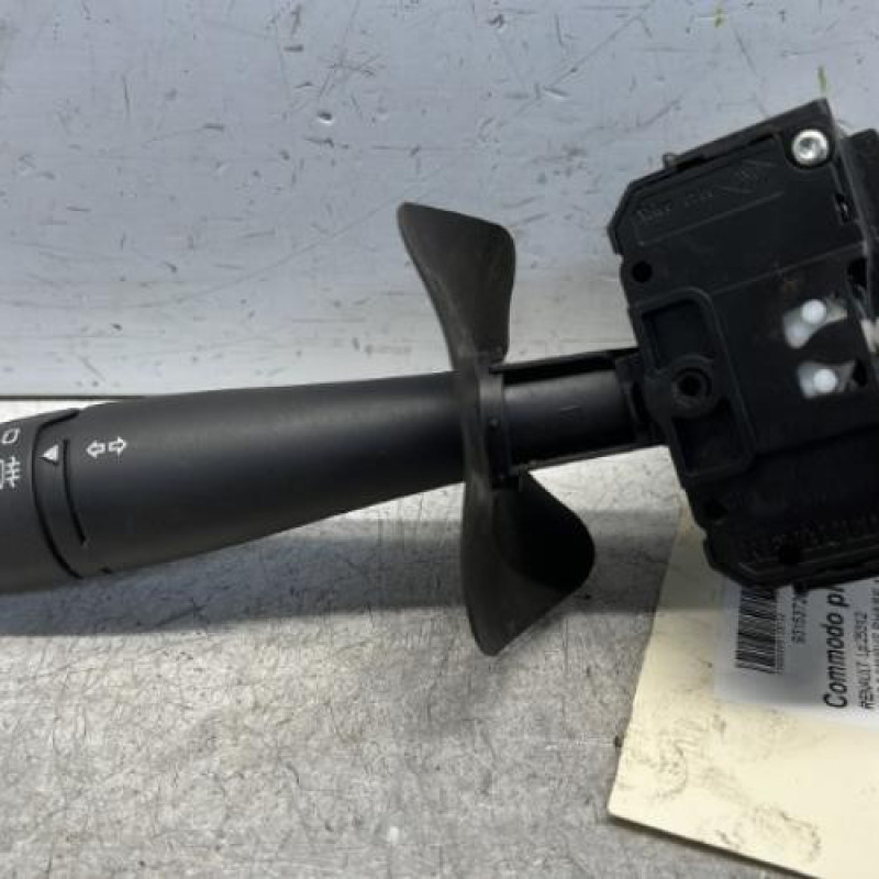 Commodo phare RENAULT CLIO 2 CAMPUS Commodo phare RENAULT CLIO 2 CAMPUS