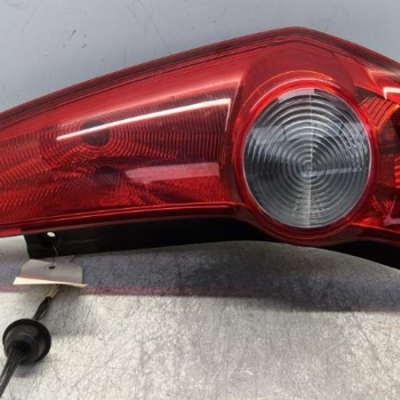 Feu arriere principal droit (feux) OPEL AGILA B Feu arriere principal droit (feux) OPEL AGILA B