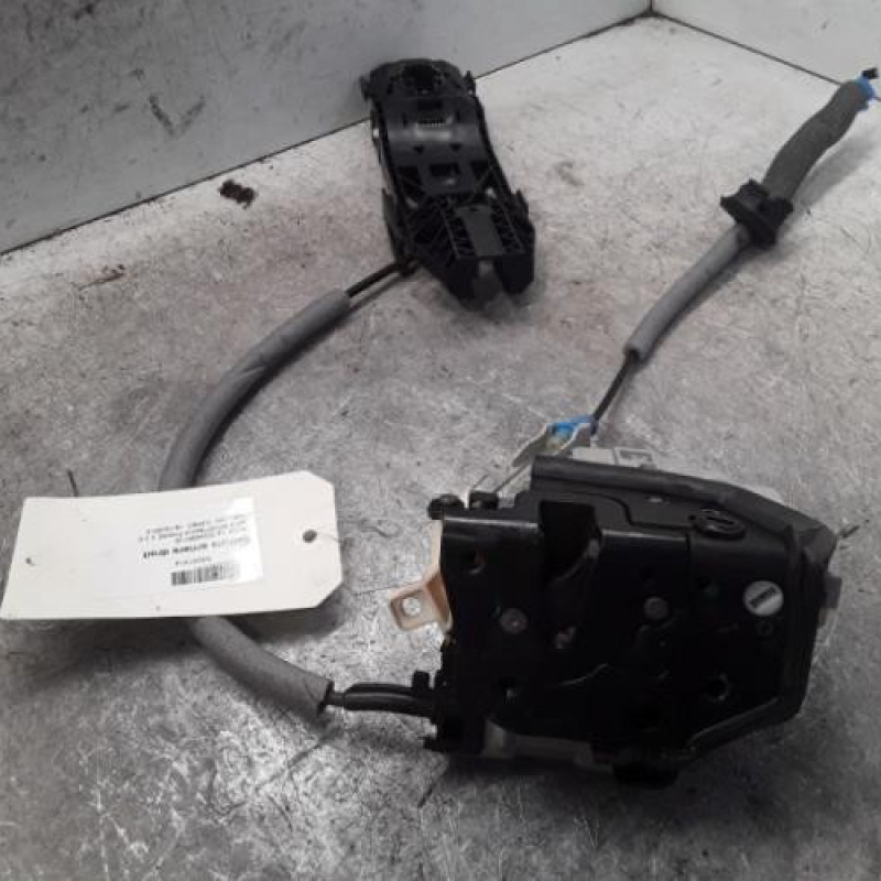 Serrure arriere droit AUDI A3 3