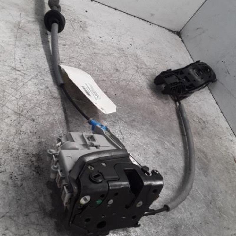 Serrure arriere gauche AUDI A3 3