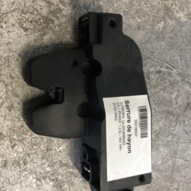 Serrure de hayon CITROEN C5 1 Serrure de hayon CITROEN C5 1