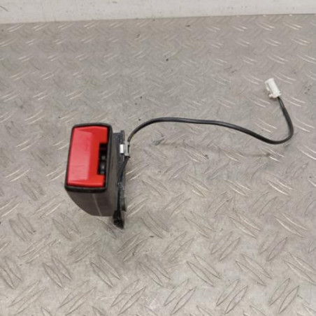 Attache ceinture arriere gauche PEUGEOT 308 2 SW Photo n°1