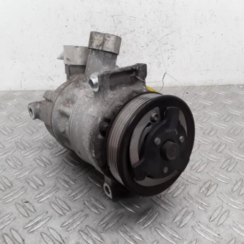 Compresseur clim VOLKSWAGEN GOLF 5 Compresseur clim VOLKSWAGEN GOLF 5