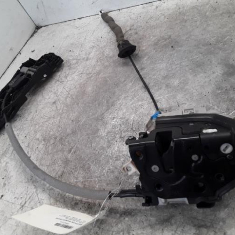 Serrure avant droit AUDI A3 3