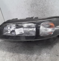 Optique avant principal gauche (feux)(phare) VOLVO V 70 1 Photo n°1