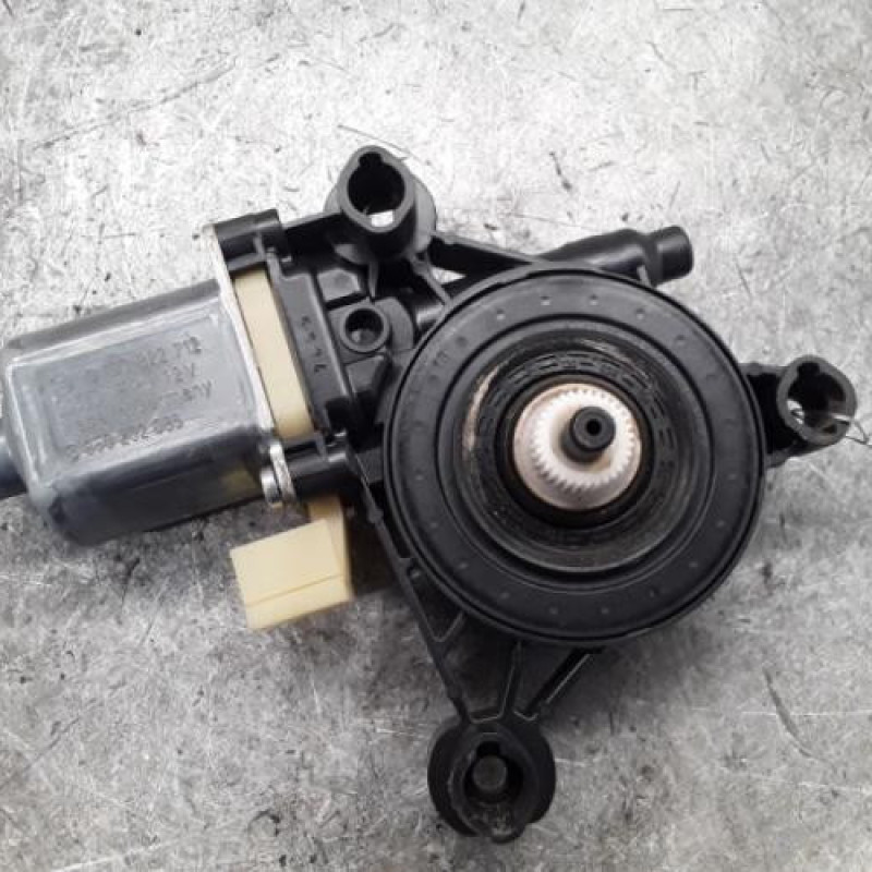 Moteur leve vitre arriere droit AUDI A3 3