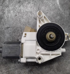 Moteur leve vitre avant gauche MERCEDES CLASSE C 204 Photo n°1