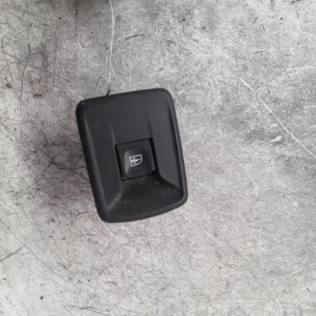 Interrupteur de leve vitre avant droit RENAULT TRAFIC 3 COURT Photo n°1