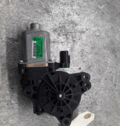 Moteur leve vitre avant gauche HYUNDAI I 30 2