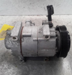 Compresseur clim HYUNDAI I 20 2 Photo n°3