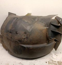 Pare boue avant droit RENAULT SCENIC 1