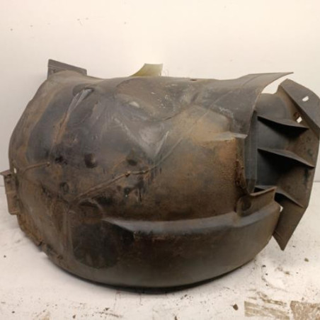 Pare boue avant droit RENAULT SCENIC 1