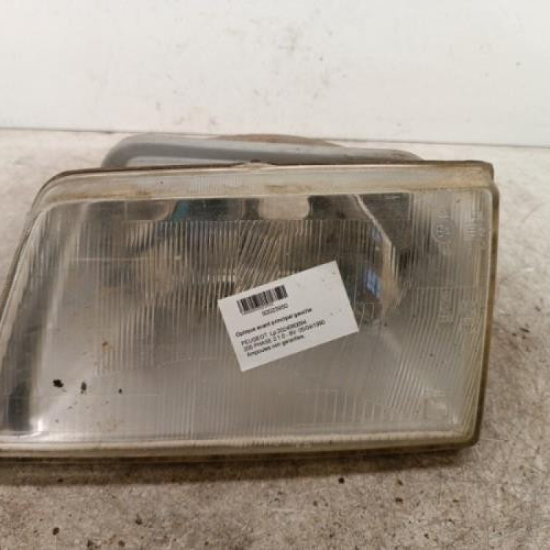 Optique avant principal gauche (feux)(phare) PEUGEOT 205