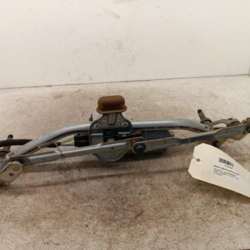 Moteur essuie glace avant PEUGEOT 2008 1