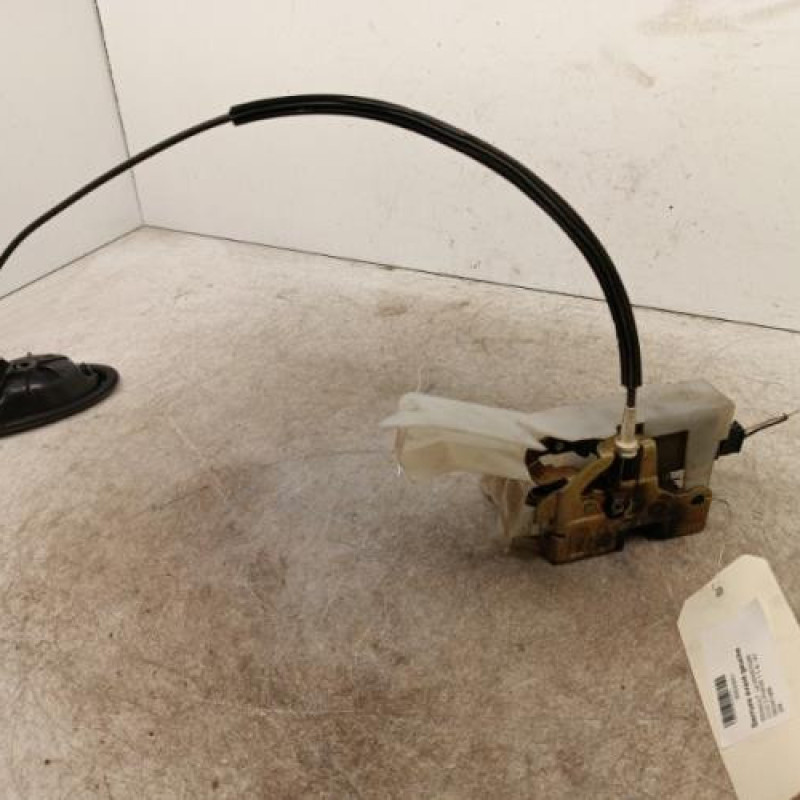 Serrure avant gauche RENAULT CLIO 2 Serrure avant gauche RENAULT CLIO 2