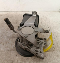 Pompe de direction BMW SERIE 7 E65 Photo n°1