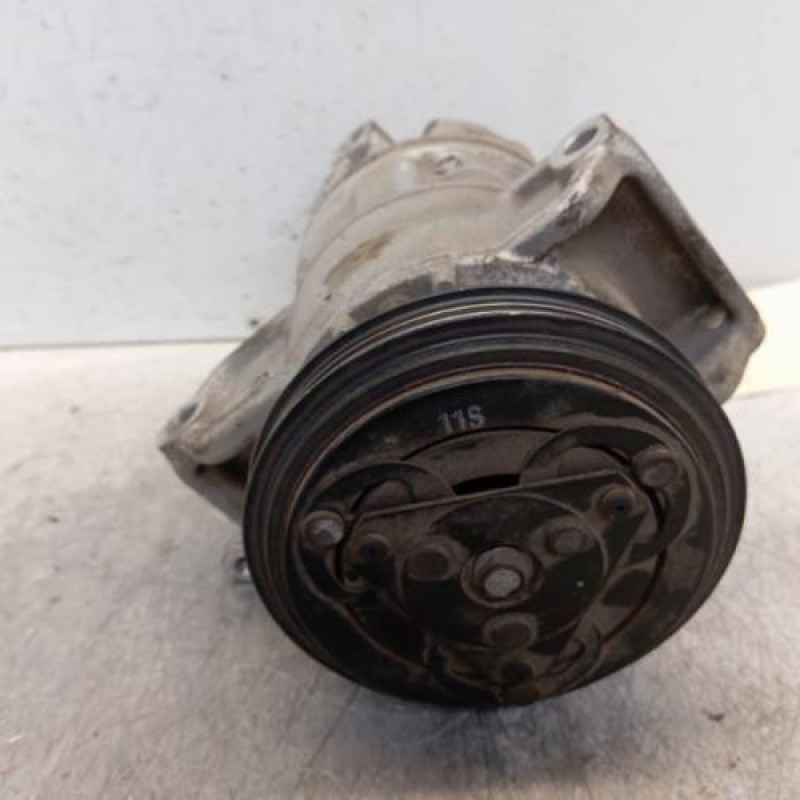 Compresseur clim RENAULT TWINGO 3 Compresseur clim RENAULT TWINGO 3