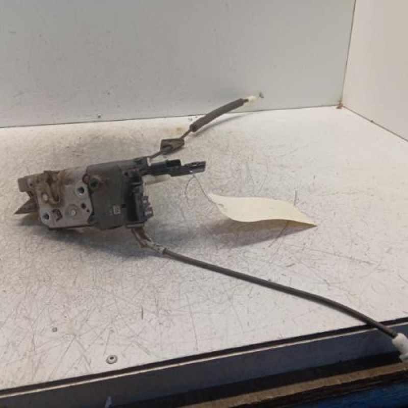 Serrure avant gauche CITROEN C3 2 Serrure avant gauche CITROEN C3 2