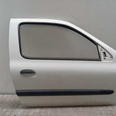 Porte avant droit RENAULT CLIO 2 CAMPUS Photo n°1