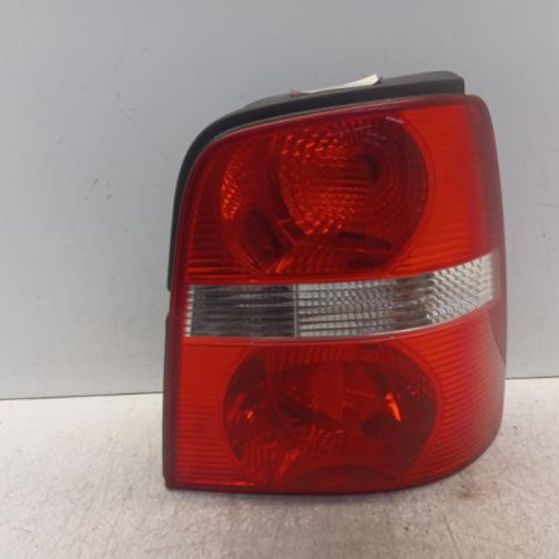 Feu arriere principal droit (feux) VOLKSWAGEN TOURAN 1 Feu arriere principal droit (feux) VOLKSWAGEN TOURAN 1