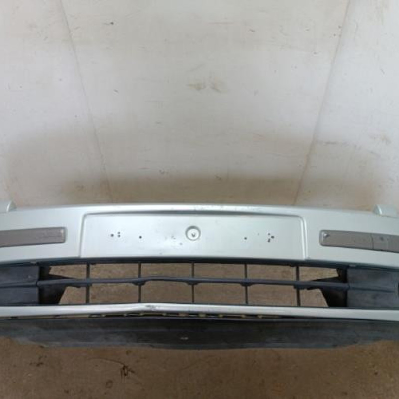 Pare choc avant RENAULT LAGUNA 2