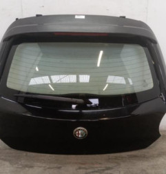 Malle/Hayon arriere ALFA ROMEO MITO Photo n°1