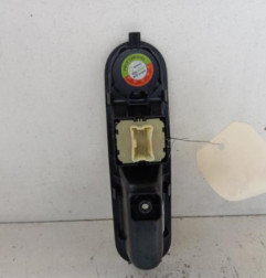 Interrupteur de leve vitre avant gauche RENAULT TWINGO 3
