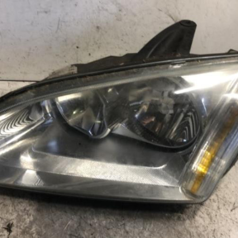 Optique avant principal gauche (feux)(phare) FORD FOCUS 2