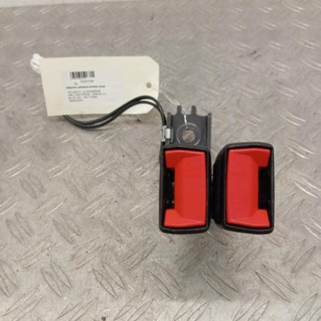 Attache ceinture arriere droit PEUGEOT 308 2 SW Photo n°1