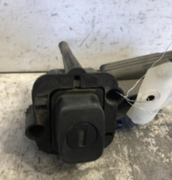 Bouton de coffre RENAULT CLIO 2 Photo n°1