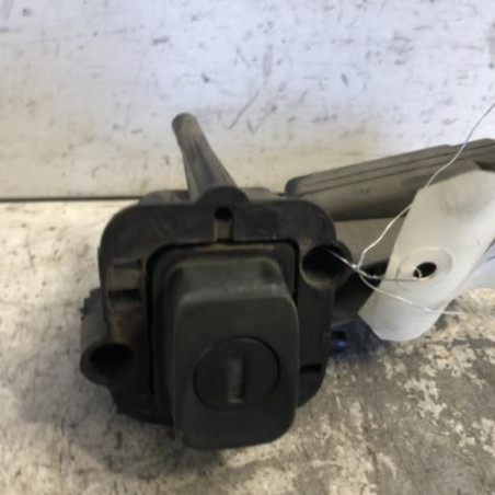 Bouton de coffre RENAULT CLIO 2 Photo n°1
