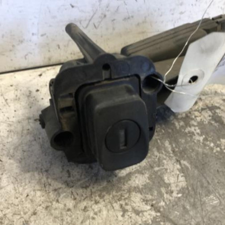 Bouton de coffre RENAULT CLIO 2